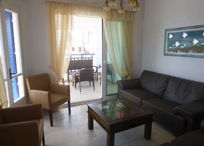 Apartament Paradisos House