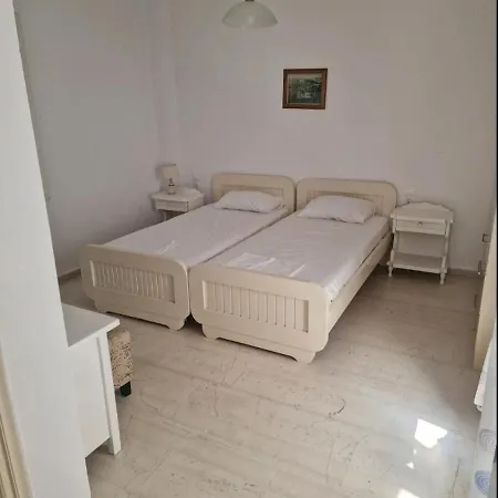 Апартаменты Paradisos House